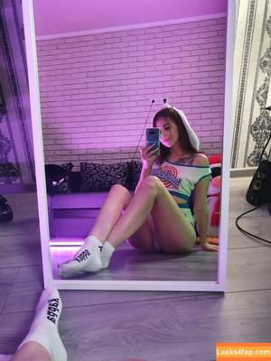 happy_manek photo #0269