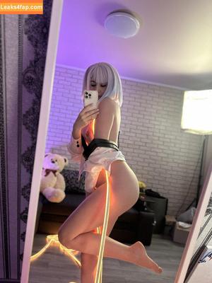 happy_manek photo #0390