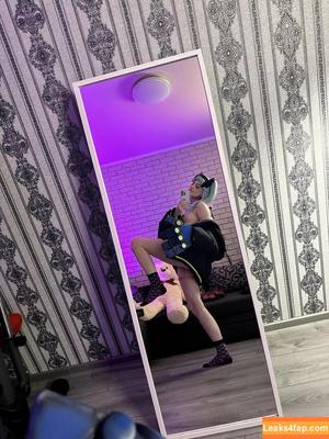 happy_manek photo #0396