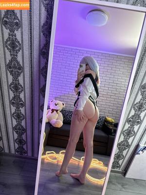 happy_manek photo #0454