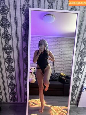 happy_manek photo #0455