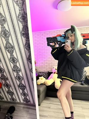 happy_manek photo #0499