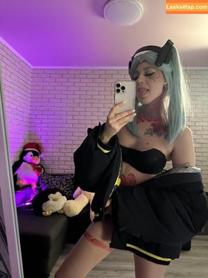 happy_manek photo #0500