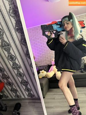 happy_manek photo #0505