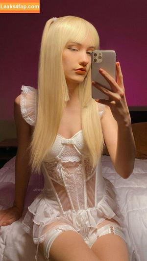 hareniks photo #0005