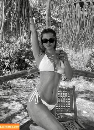 Hari Beavis photo #0212