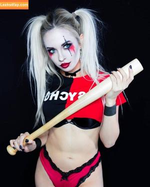 Harley Quinn Cosplay photo #0111