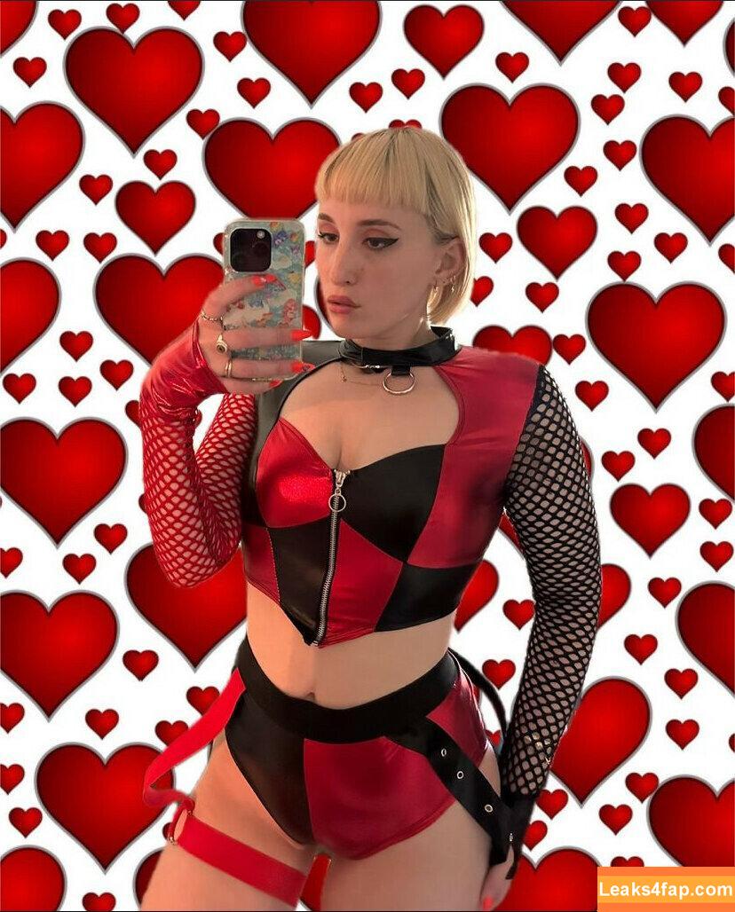 Harley Quinn Smith / harleyquinnsmith / harleysplaytime leaked photo photo #0244