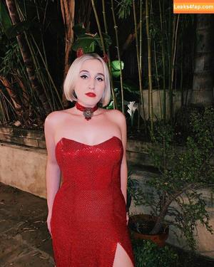 Harley Quinn Smith photo #0068