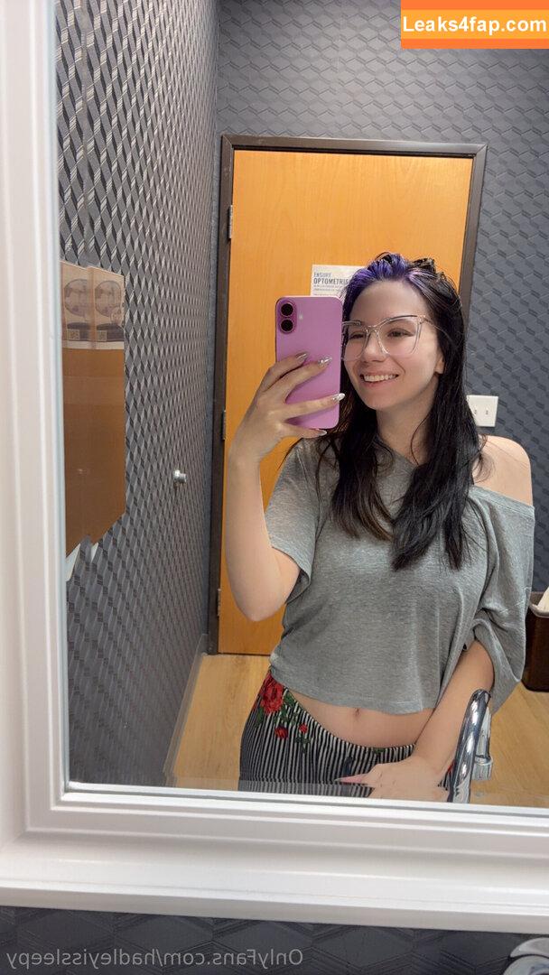 harleyissleepy / curlyhairedlesbian leaked photo photo #0001