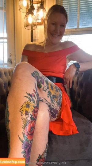 harlowflowerfootgoddess photo #0044