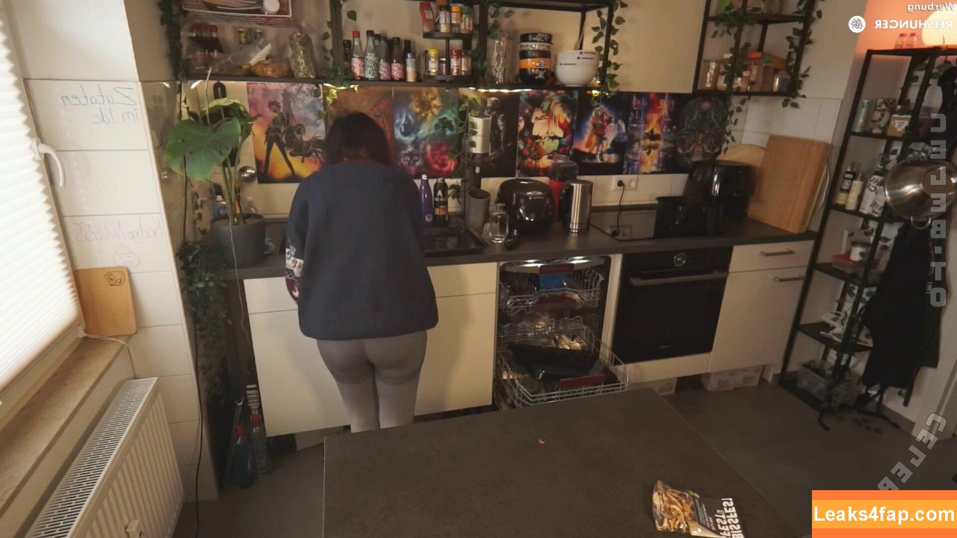 Haselnuuuss / https: leaked photo photo #0092