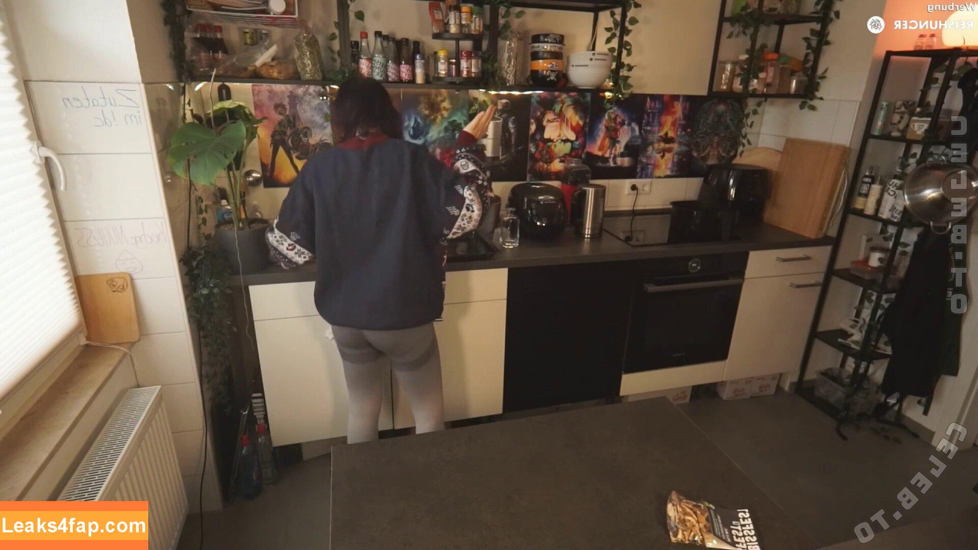 Haselnuuuss / https: leaked photo photo #0096