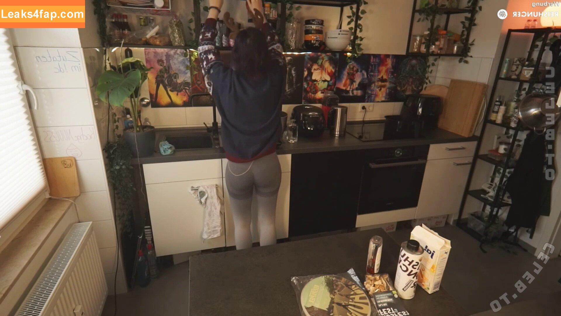 Haselnuuuss / https: leaked photo photo #0105