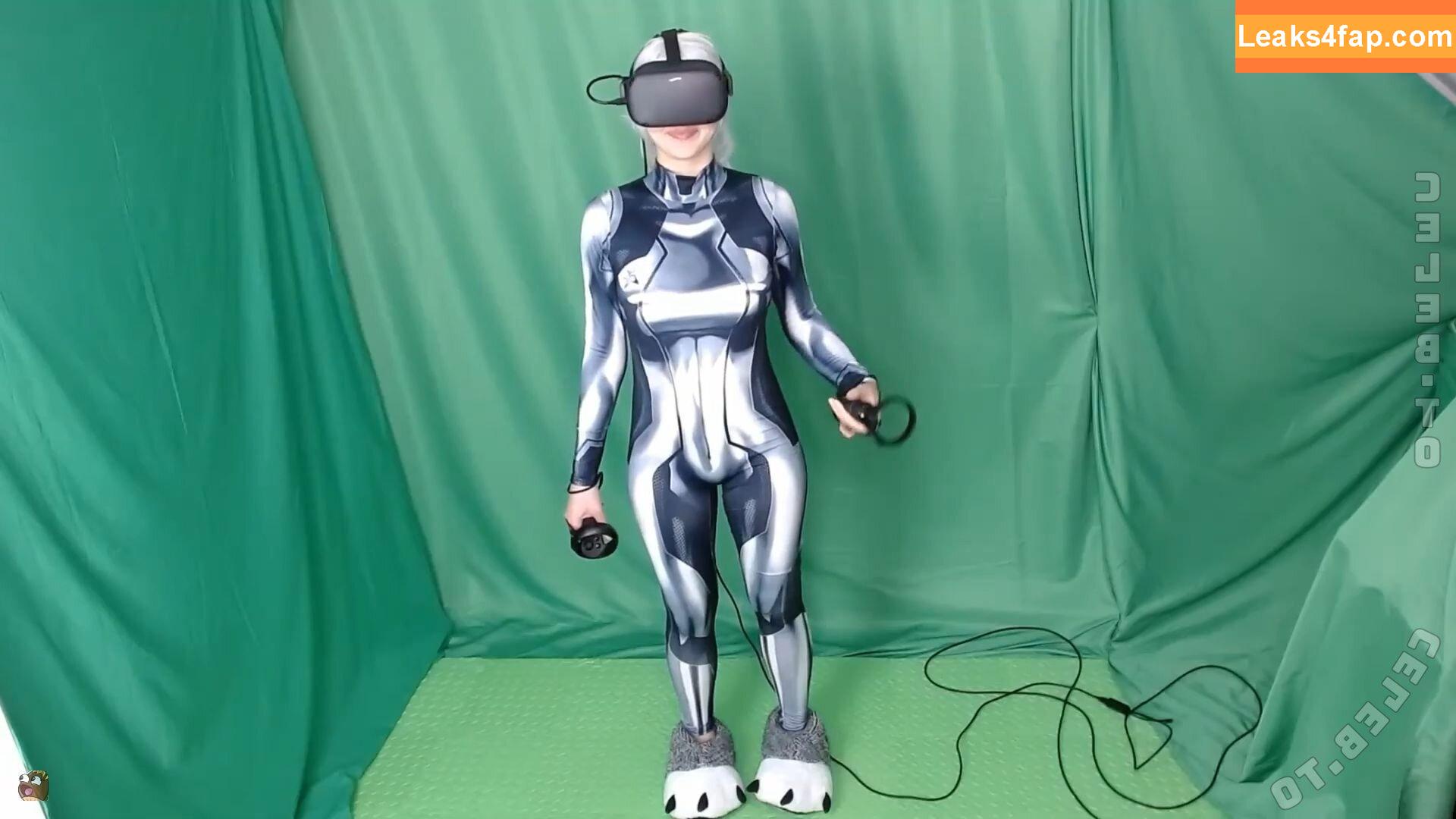 Haselnuuuss / https: leaked photo photo #0114