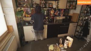 Haselnuuuss photo #0106