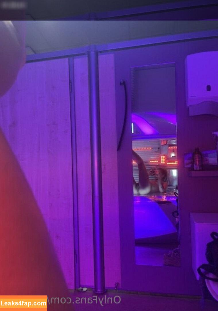 Hat jemand was von Vane.xn onylfans /  leaked photo photo #0002