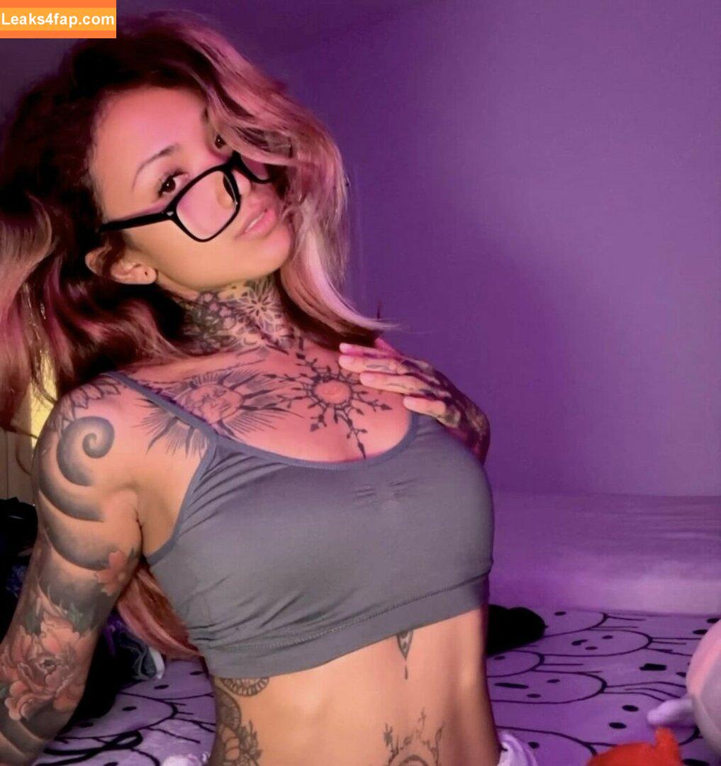 Hawaii Baddies / minniemichele leaked photo photo #0037