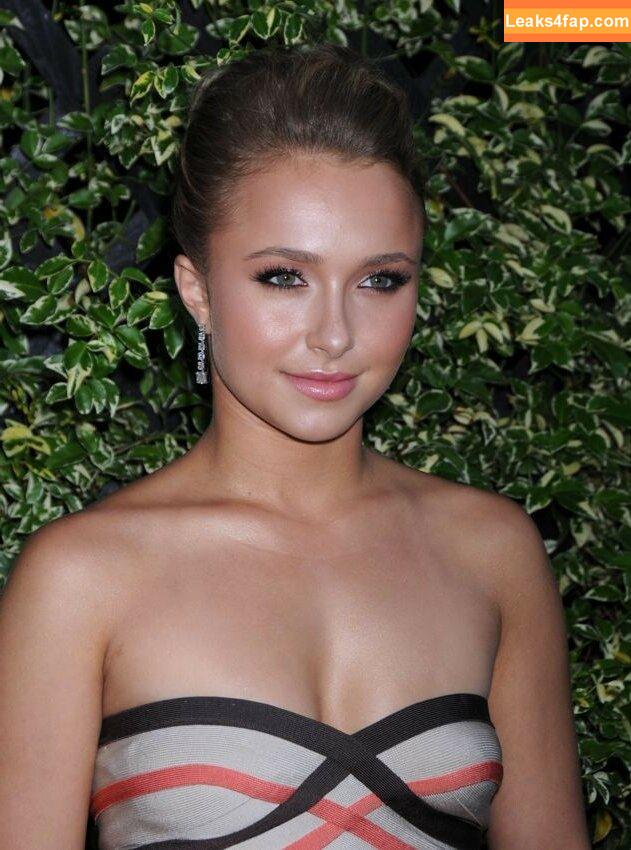 Hayden Panettiere / haydenpanettiere слитое фото фото #0014