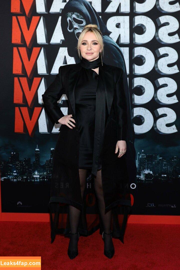 Hayden Panettiere / haydenpanettiere leaked photo photo #0124