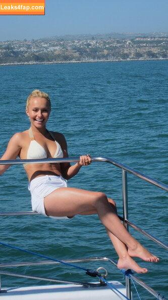 Hayden Panettiere / haydenpanettiere leaked photo photo #0198