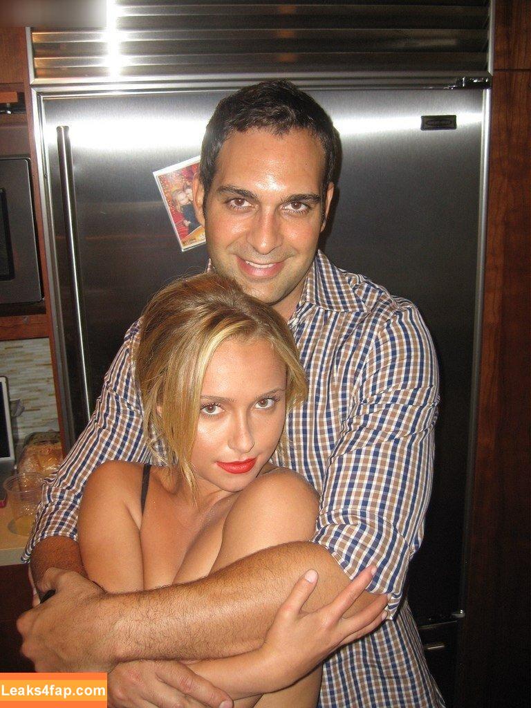 Hayden Panettiere / haydenpanettiere leaked photo photo #0417