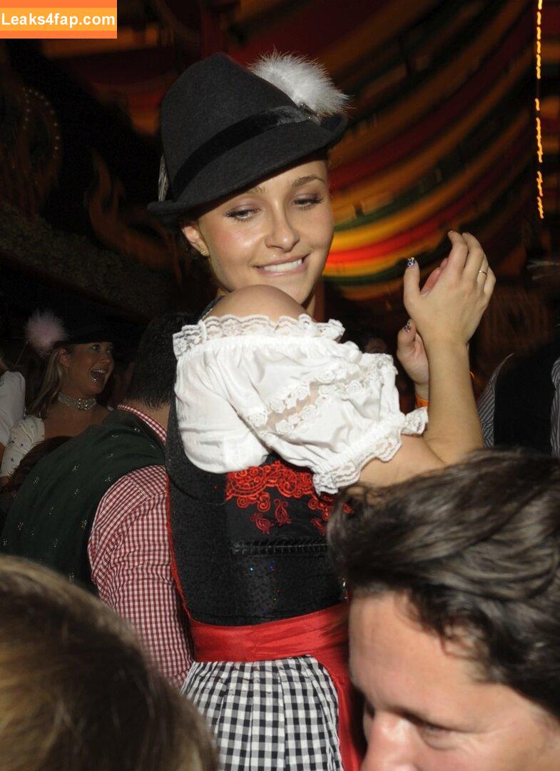 Hayden Panettiere / haydenpanettiere слитое фото фото #0565