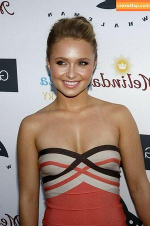 Hayden Panettiere фото #0016