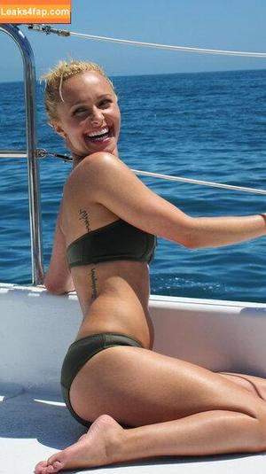 Hayden Panettiere фото #0203
