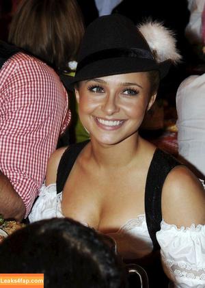 Hayden Panettiere photo #0297
