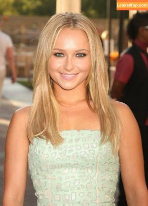 Hayden Panettiere photo #0316