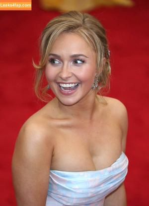 Hayden Panettiere photo #0454