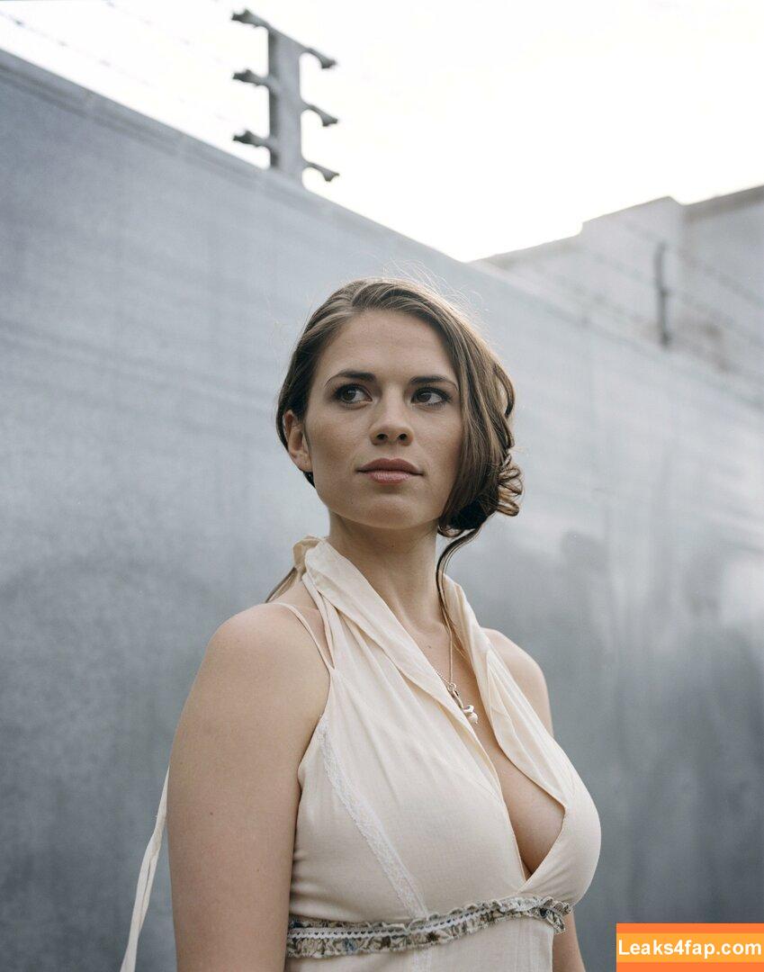 Hayley Atwell / hayley_atwell / wellhayley leaked photo photo #0005