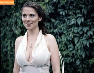 Hayley Atwell photo #0016