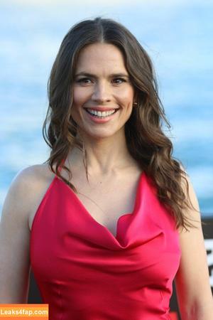 Hayley Atwell фото #0275