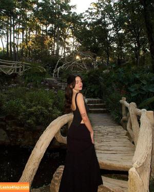 Hayley Benson photo #0019
