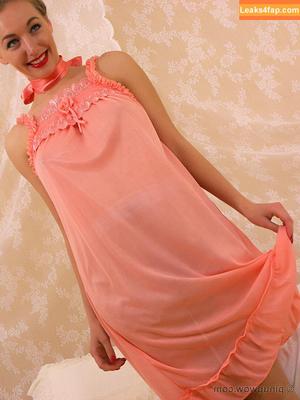 Hayley-Marie Coppin photo #0474