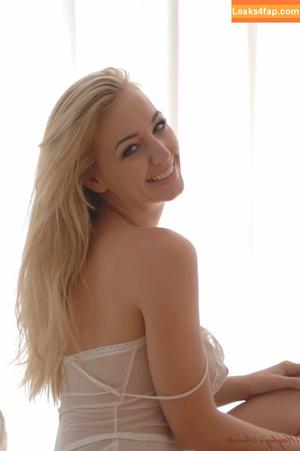 Hayley-Marie Coppin photo #0894