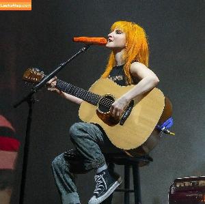 Hayley Williams photo #0718