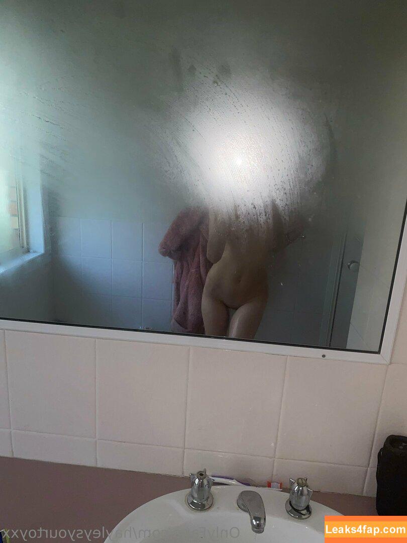 hayleysyourtoyxx / hayleyjewett_ leaked photo photo #0005