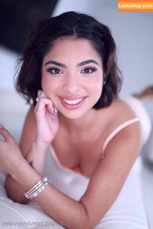 Hazel Heart photo #0340