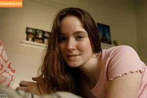 Hazel Moore фото #0110