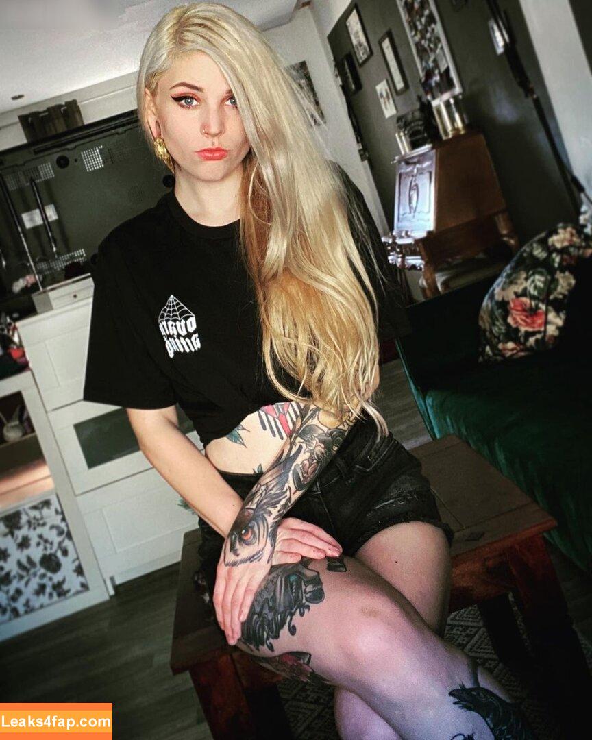hc_x_owl /  leaked photo photo #0002