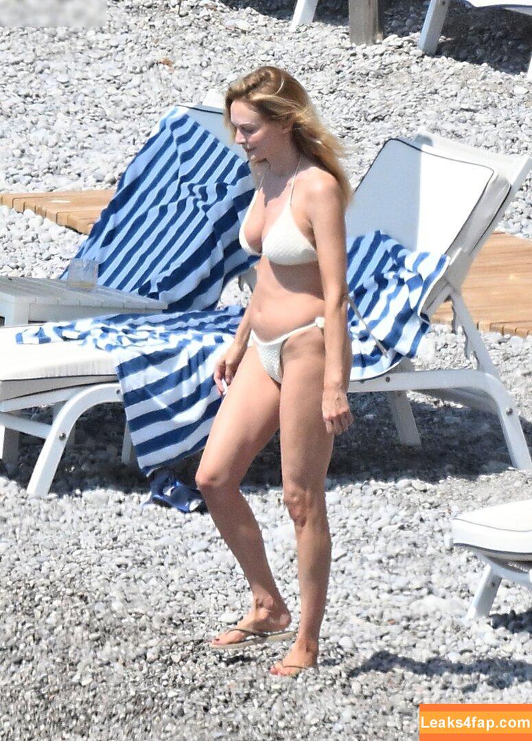 Heather Graham / curlyjoeee / imheathergraham leaked photo photo #0229