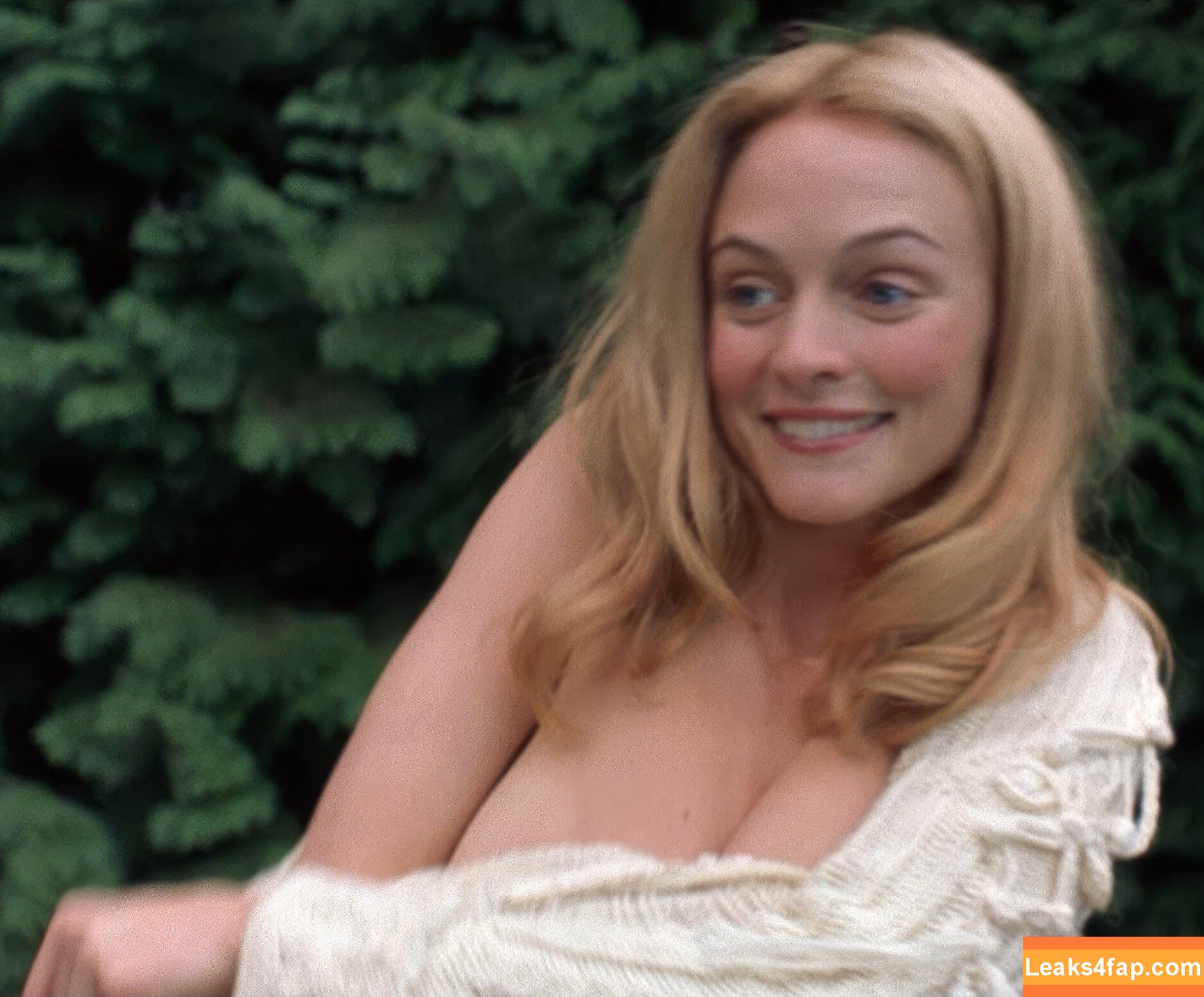 Heather Graham / curlyjoeee / imheathergraham leaked photo photo #0339