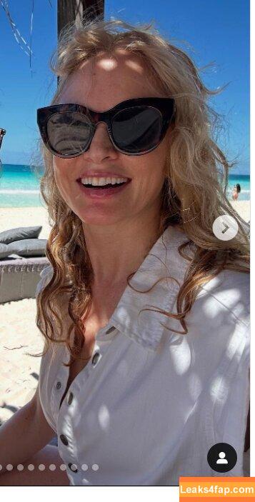 Heather Graham / curlyjoeee / imheathergraham leaked photo photo #0438