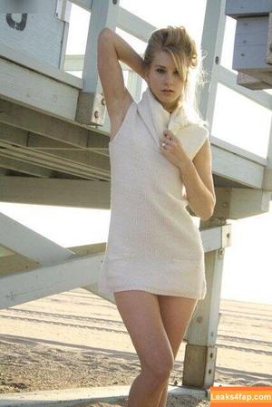 Heather Morris photo #0172