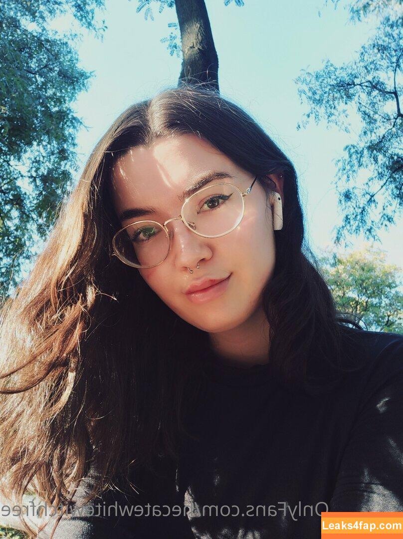 hecatewhitewitchfree /  leaked photo photo #0018
