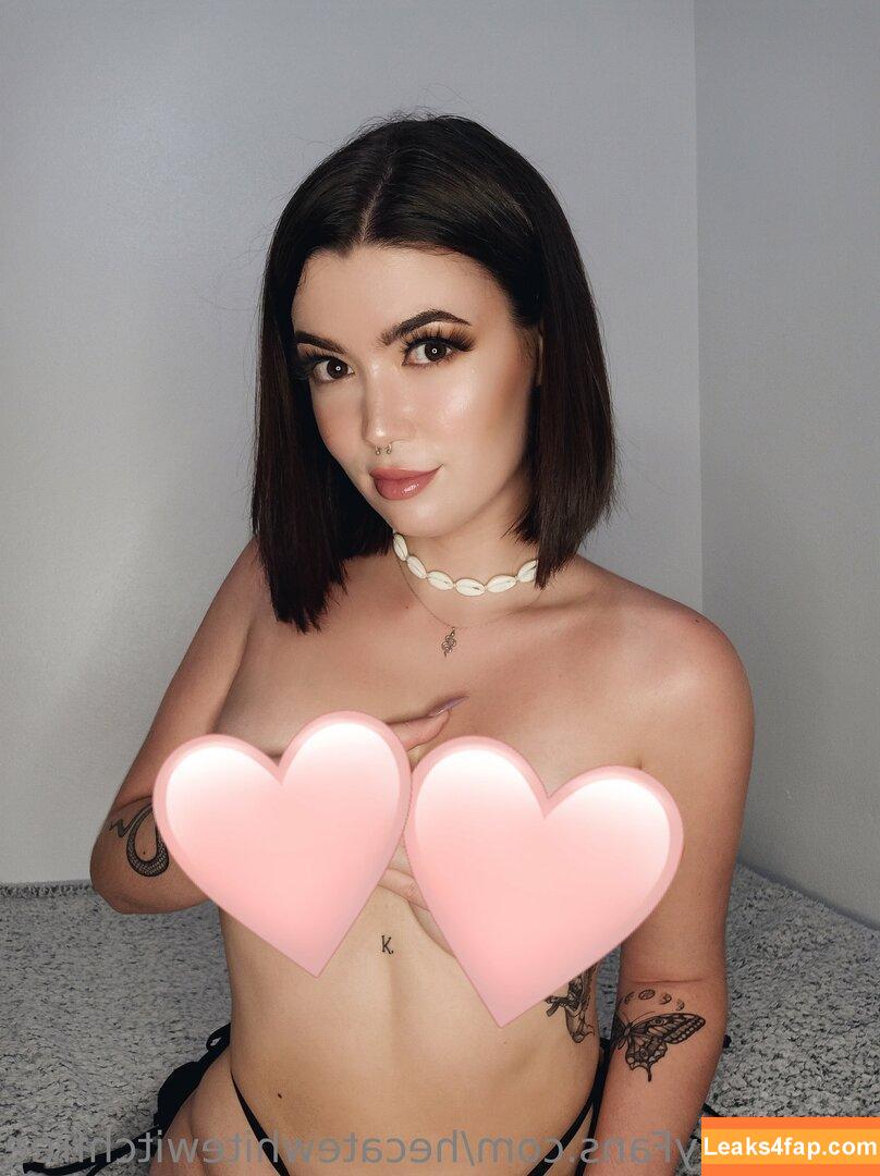 hecatewhitewitchfree /  leaked photo photo #0025