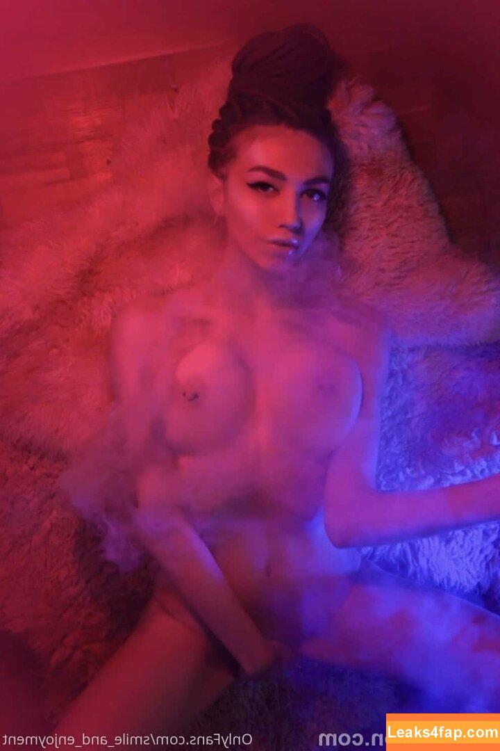 heeyhelly / Helenerusser / Polina / heeyhelly_ / helly.heey leaked photo photo #0170